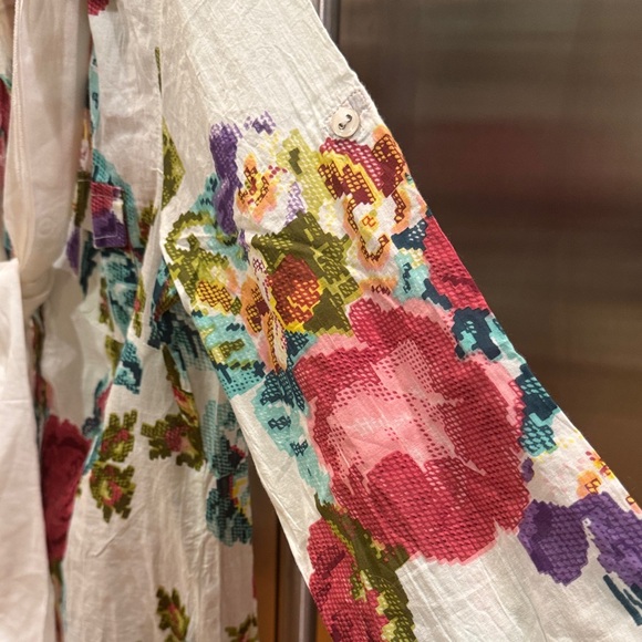 Chaudry Floral Women's Blouse with Scarf Accent - Picture 8 of 16